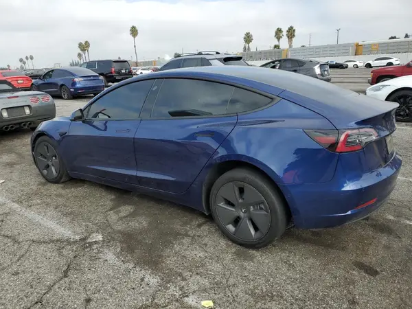 5YJ3E1EB1NF277635 2022 TESLA MODEL 3 - Image 2