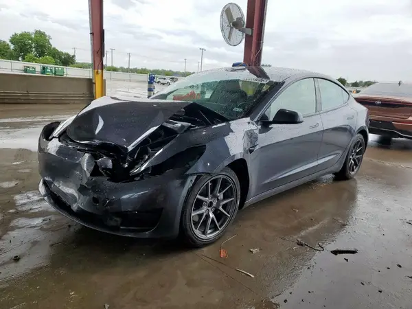 5YJ3E1EB1NF285718 2022 TESLA MODEL 3 - Image 1