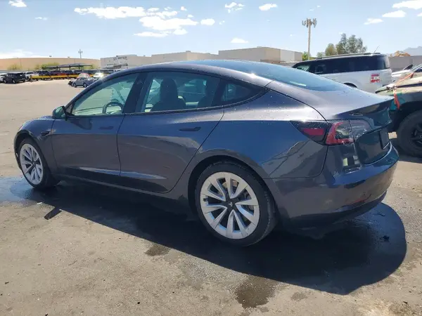 5YJ3E1EB1NF289767 2022 TESLA MODEL 3 - Image 2
