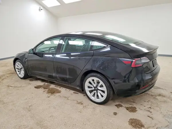 5YJ3E1EB1NF289848 2022 TESLA MODEL 3 - Image 2