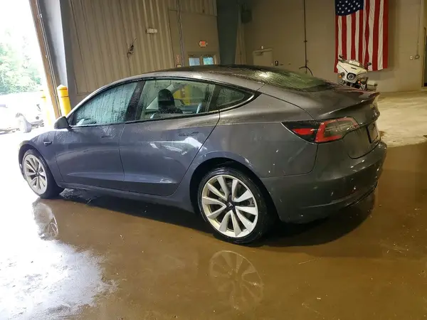 5YJ3E1EB1NF291339 2022 TESLA MODEL 3 - Image 2