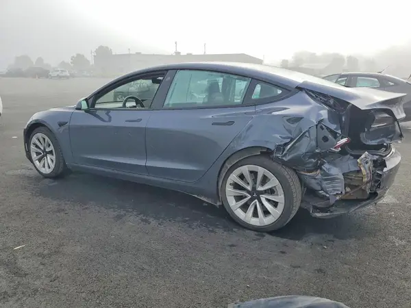 5YJ3E1EB1NF295259 2022 TESLA MODEL 3 - Image 2