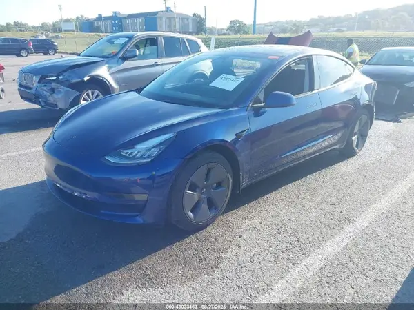 5YJ3E1EB1NF297853 2022 TESLA MODEL 3 - Image 2