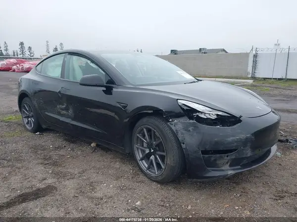 5YJ3E1EB1NF298419 2022 TESLA MODEL 3 - Image 1