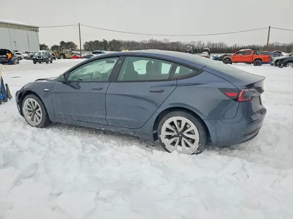5YJ3E1EB1NF311105 2022 TESLA MODEL 3 - Image 2