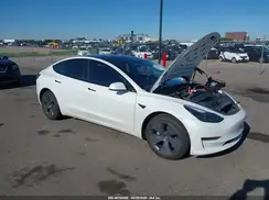 5YJ3E1EB1NF318233 2022 TESLA MODEL 3
