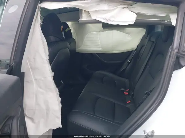 5YJ3E1EB1NF330964 2022 TESLA MODEL 3 - Image 8