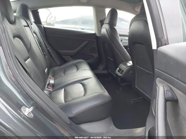 5YJ3E1EB1NF331936 2022 TESLA MODEL 3 - Image 8