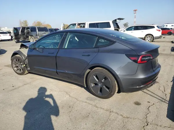 5YJ3E1EB1NF332505 2022 TESLA MODEL 3 - Image 2