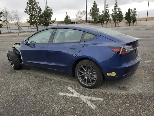 5YJ3E1EB1NF341432 2022 TESLA MODEL 3 - Image 2