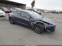 5YJ3E1EB1NF343469 2022 TESLA MODEL 3