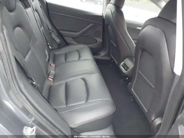 5YJ3E1EB1NF343469 2022 TESLA MODEL 3 - Image 8