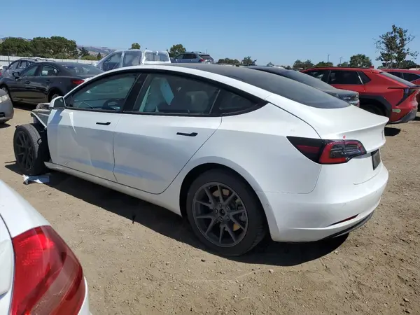 5YJ3E1EB1NF344248 2022 TESLA MODEL 3 - Image 2