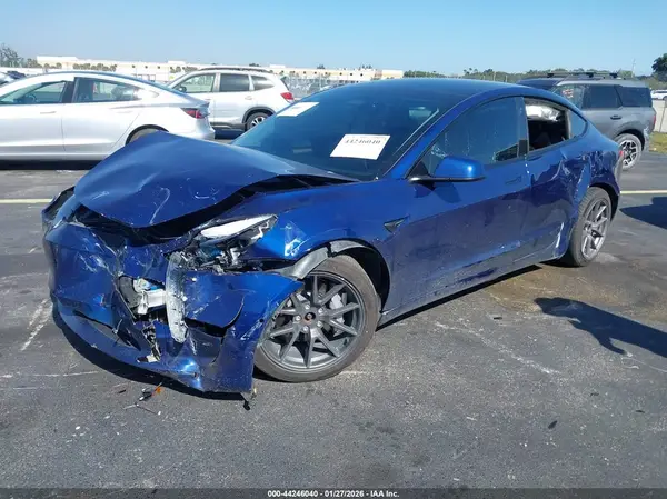 5YJ3E1EB1NF345951 2022 TESLA MODEL 3 - Image 2