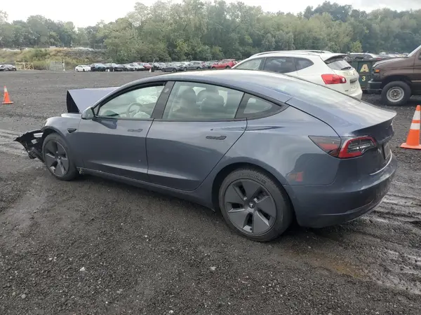 5YJ3E1EB1NF349059 2022 TESLA MODEL 3 - Image 2