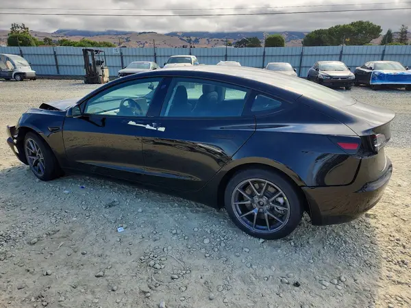 5YJ3E1EB1NF351331 2022 TESLA MODEL 3 - Image 2
