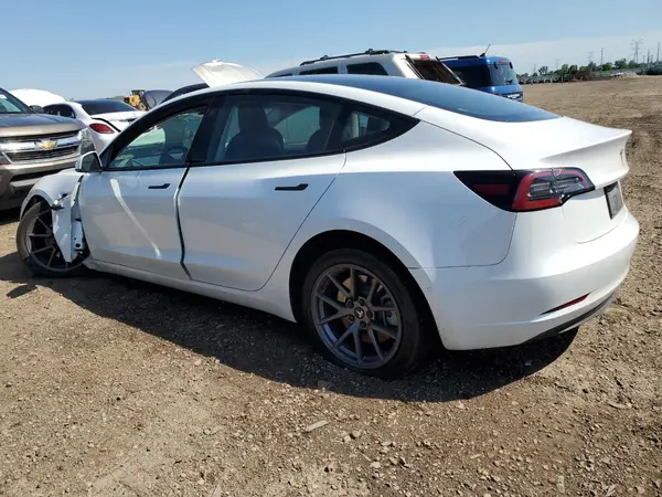 5YJ3E1EB1NF356190 2022 TESLA MODEL 3 - Image 2
