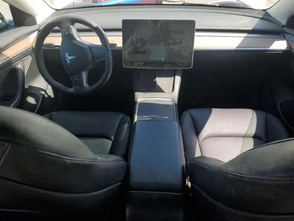 5YJ3E1EB1NF367335 2022 TESLA MODEL 3 - Image 8