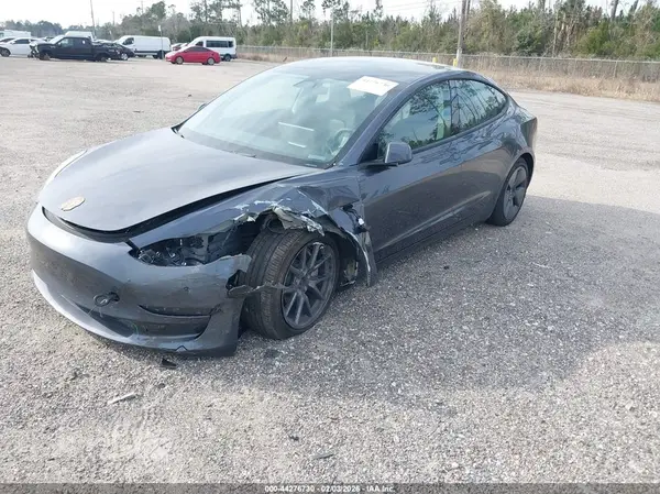 5YJ3E1EB1PF387524 2023 TESLA MODEL 3 - Image 2