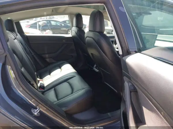 5YJ3E1EB1PF389726 2023 TESLA MODEL 3 - Image 8