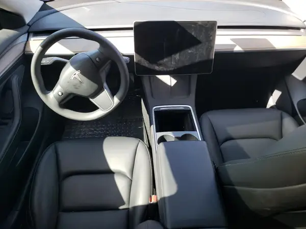 5YJ3E1EB1PF390388 2023 TESLA MODEL 3 - Image 8
