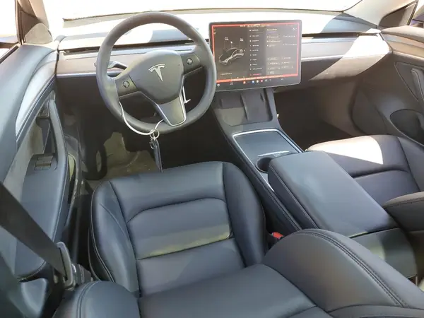 5YJ3E1EB1PF391105 2023 TESLA MODEL 3 - Image 8