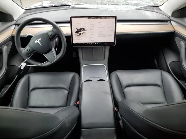 5YJ3E1EB1PF392884 2023 TESLA MODEL 3 - Image 8