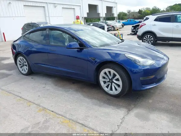 5YJ3E1EB1PF416956 2023 TESLA MODEL 3 - Image 1