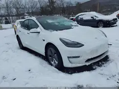 5YJ3E1EB1PF460018 2023 TESLA MODEL 3