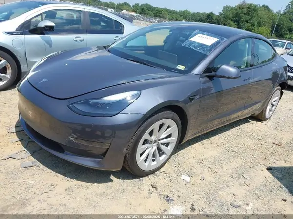 5YJ3E1EB1PF462769 2023 TESLA MODEL 3 - Image 2