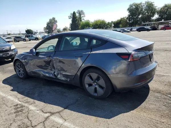 5YJ3E1EB1PF467700 2023 TESLA MODEL 3 - Image 2