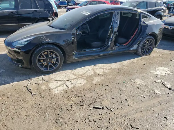 5YJ3E1EB1PF612525 2023 TESLA MODEL 3 - Image 1