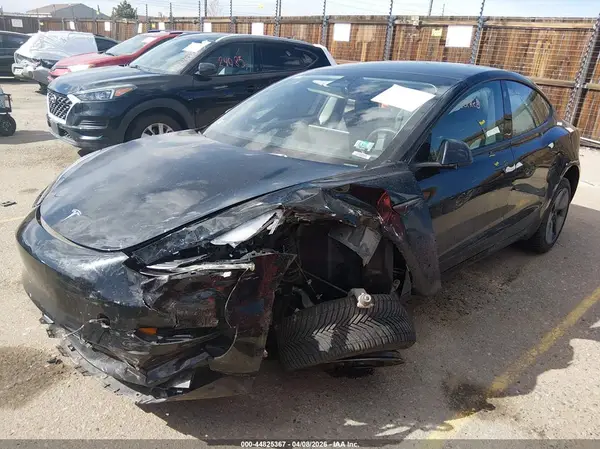 5YJ3E1EB1PF618695 2023 TESLA MODEL 3 - Image 2