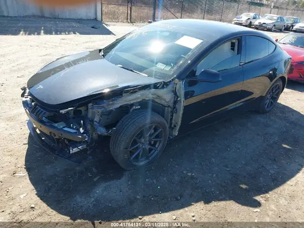 5YJ3E1EB1PF632595 2023 TESLA MODEL 3 - Image 2