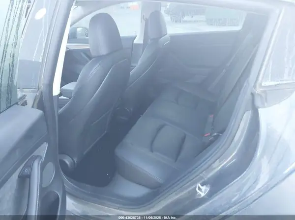 5YJ3E1EB1PF659151 2023 TESLA MODEL 3 - Image 8