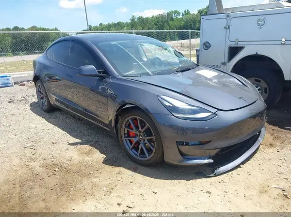 5YJ3E1EB1PF663054 2023 TESLA MODEL 3 - Image 1