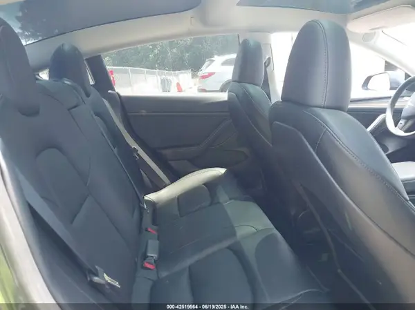 5YJ3E1EB1PF663054 2023 TESLA MODEL 3 - Image 8