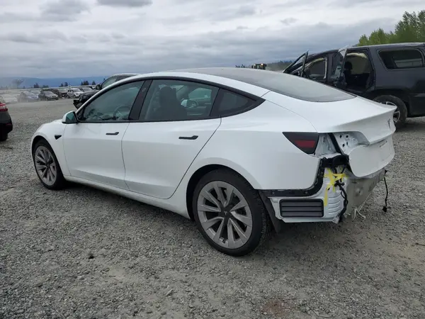 5YJ3E1EB1PF665368 2023 TESLA MODEL 3 - Image 2