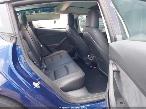 5YJ3E1EB1PF667685 2023 TESLA MODEL 3 - Image 8