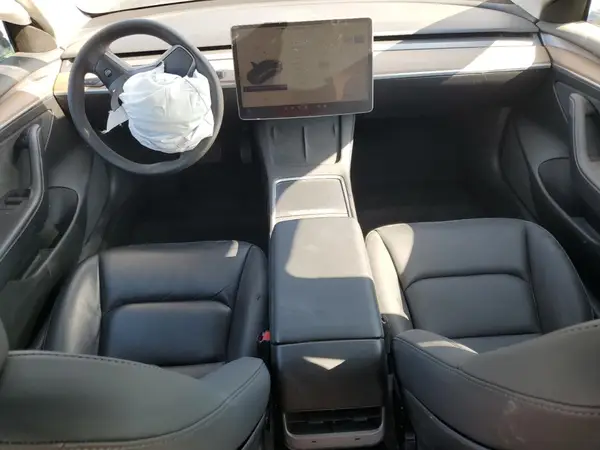 5YJ3E1EB1PF675284 2023 TESLA MODEL 3 - Image 8