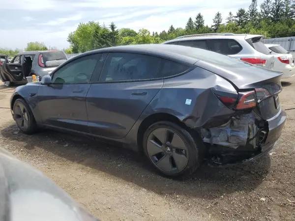 5YJ3E1EB1PF690352 2023 TESLA MODEL 3 - Image 2