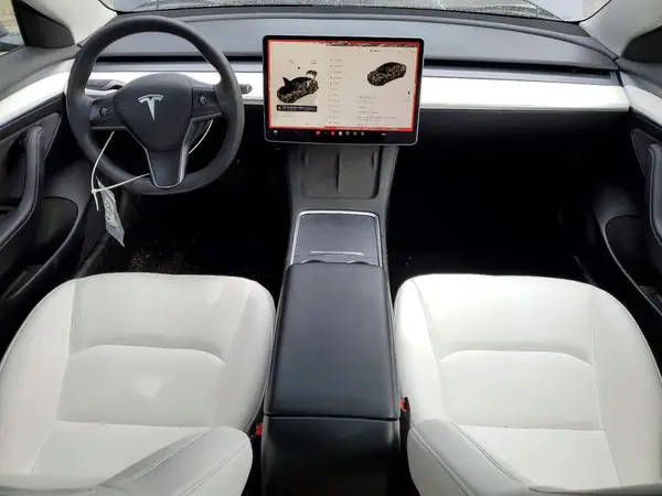 5YJ3E1EB1PF690982 2023 TESLA MODEL 3 - Image 8