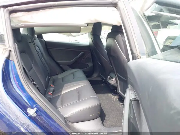 5YJ3E1EB1PF693204 2023 TESLA MODEL 3 - Image 8