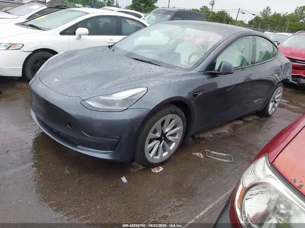 5YJ3E1EB1PF712270 2023 TESLA MODEL 3 - Image 2