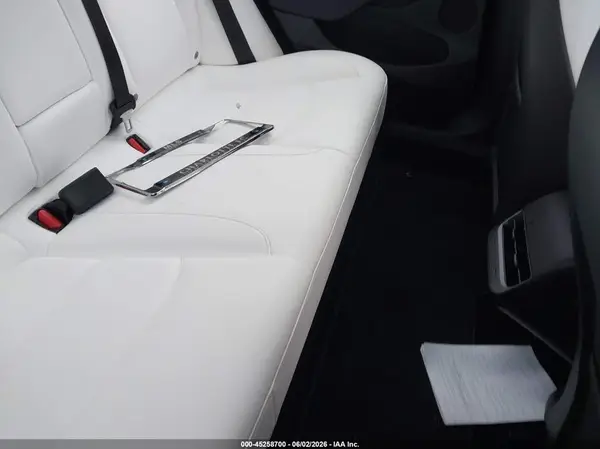 5YJ3E1EB1PF712270 2023 TESLA MODEL 3 - Image 8