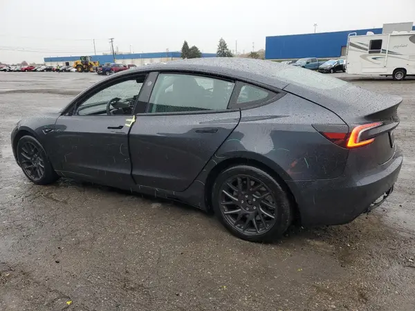 5YJ3E1EB1RF721327 2024 TESLA MODEL 3 - Image 2