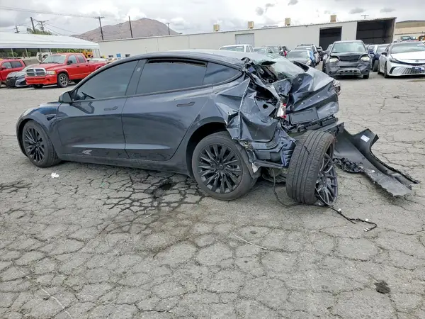 5YJ3E1EB1RF729444 2024 TESLA MODEL 3 - Image 2