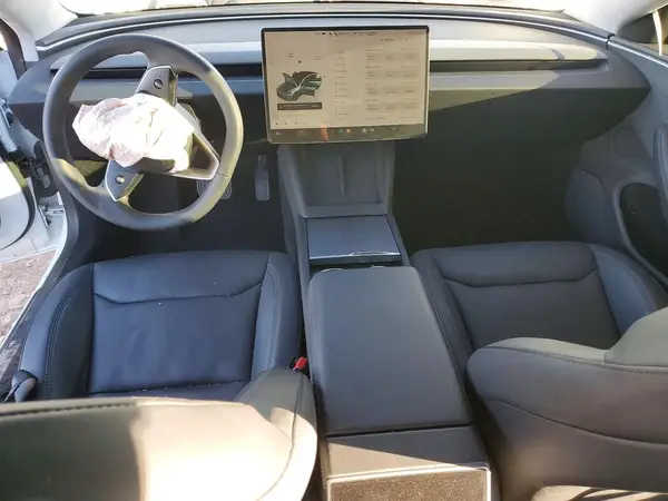 5YJ3E1EB1RF732943 2024 TESLA MODEL 3 - Image 8