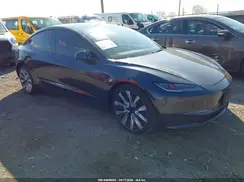 5YJ3E1EB1RF734353 2024 TESLA MODEL 3