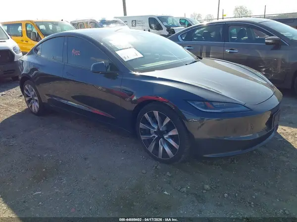 5YJ3E1EB1RF734353 2024 TESLA MODEL 3 - Image 1